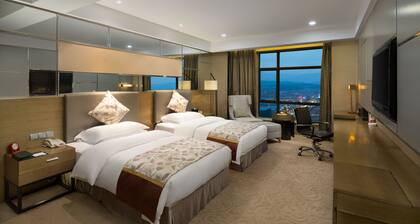 Shaoyang Huatian Hotel
