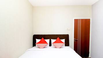 Kamar Double Standar, 1 Tempat Tidur Double, Bebas Asap Rokok | Meja kerja dan Wi-Fi gratis