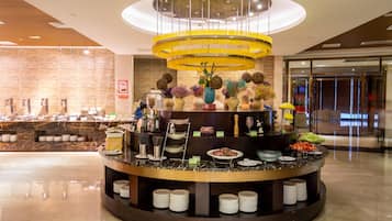 Esmorzar diari d'estil bufet (68 CNY per persona)