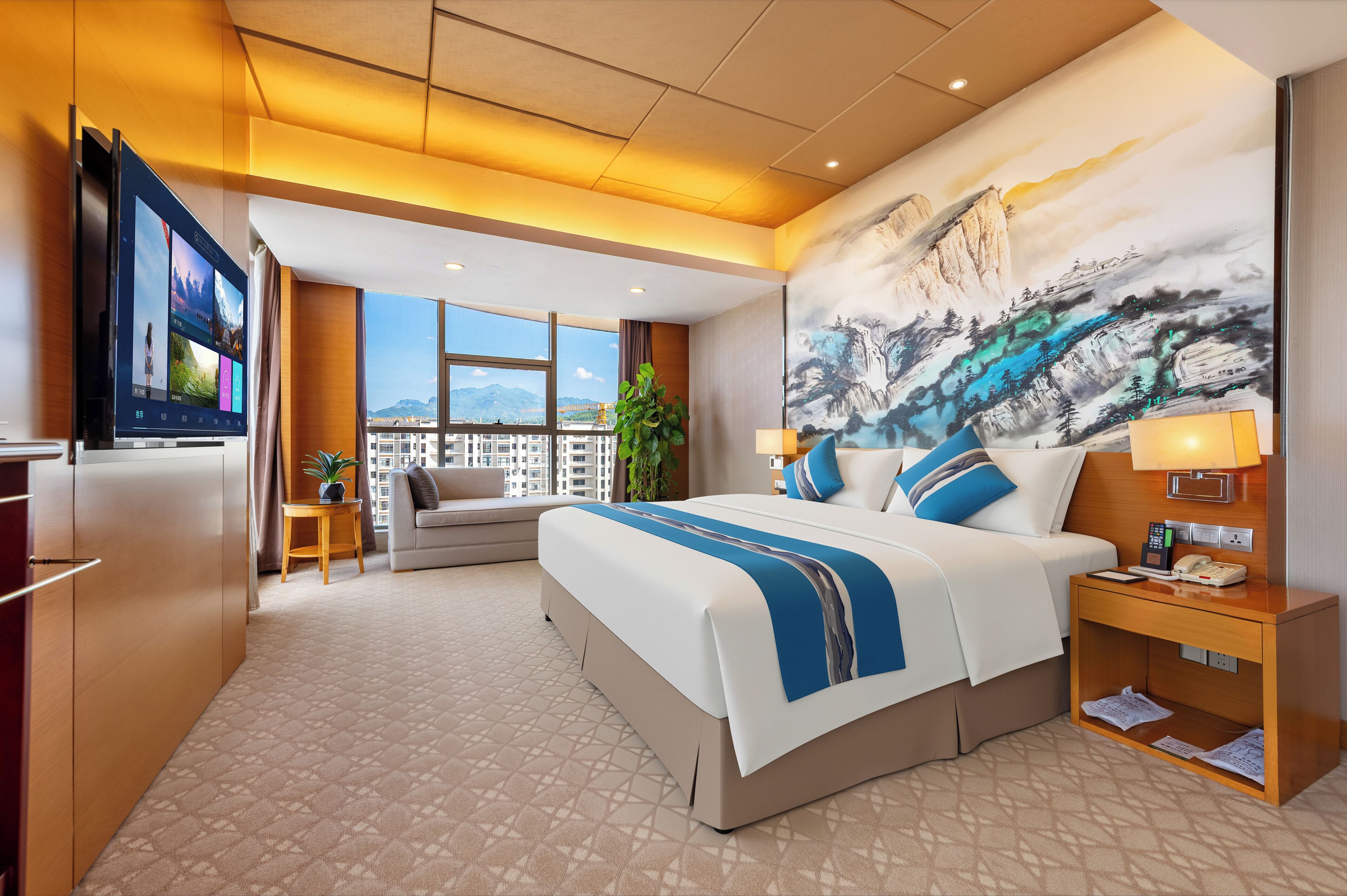 Luxury Suite