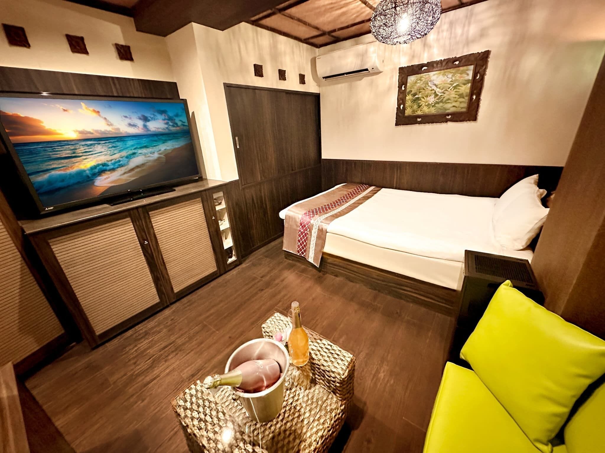 Quarto casal, para fumantes (Moderate) | Wi-Fi de cortesia, roupa de cama