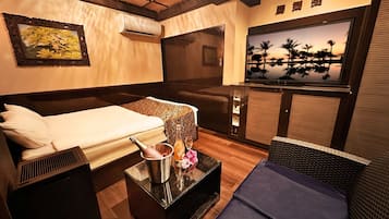 Moderate Double Room, Smoking