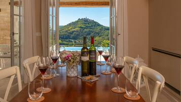 Villa San Bartolo | Matservice på rummet