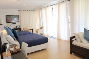 Premium bedding, desk, free WiFi, bed sheets