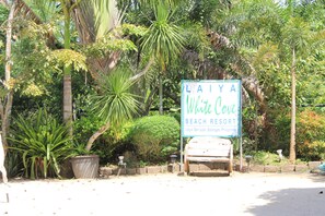 Exterior - Laiya White Cove Beach Resort (San Juan)