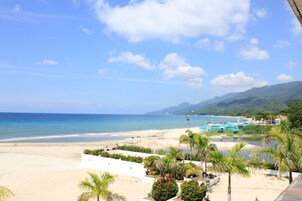 Private beach, sun loungers, beach umbrellas, beach massages