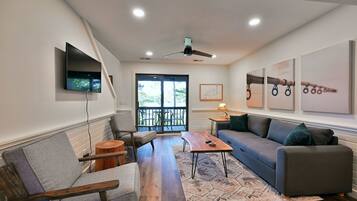 Smart TV, foosball, table tennis