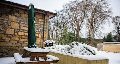 Darwin Cottage Self Catering in Elgin