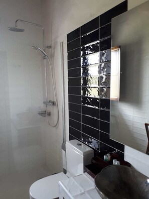 Double Room, Balcony | Bathroom