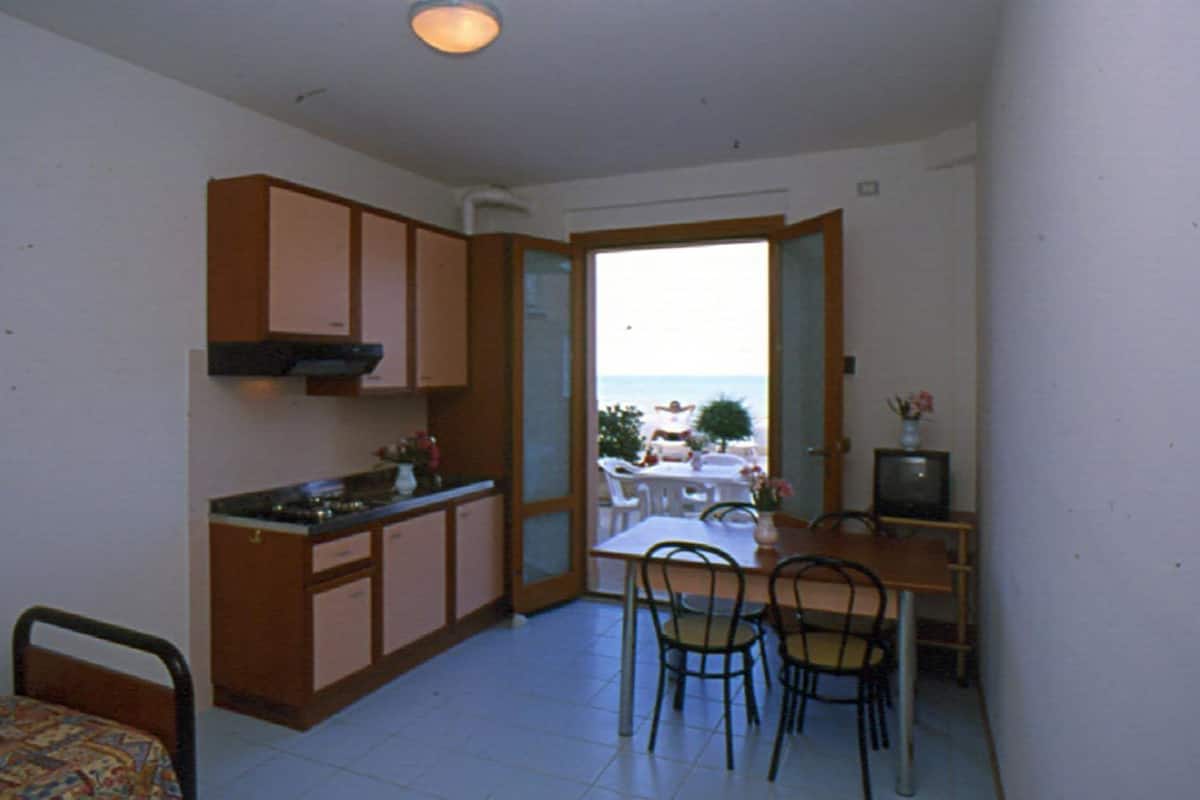 Appartement, 1 slaapkamer | Woonruimte | Een lcd-televisie