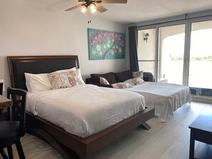 1 Schlafzimmer, Pillowtop-Betten, Zimmersafe, Bügeleisen/Bügelbrett