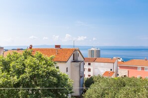 Apartment, 2 Bedrooms, Balcony, Sea View | Balcony view