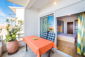 Comfort Studio Apartment with Balcony and Sea View | Sacada