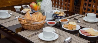 Jipek Joli Inn