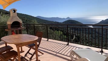 Classic Apartment, Balcony, Sea View | Terrace/patio