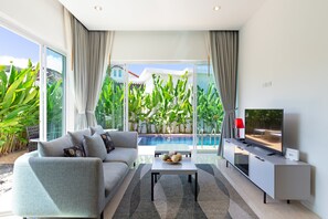 2 Bedrooms Pool Villa | Living room