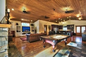 'Great Room' Appointed with Pool Table and Wet Bar