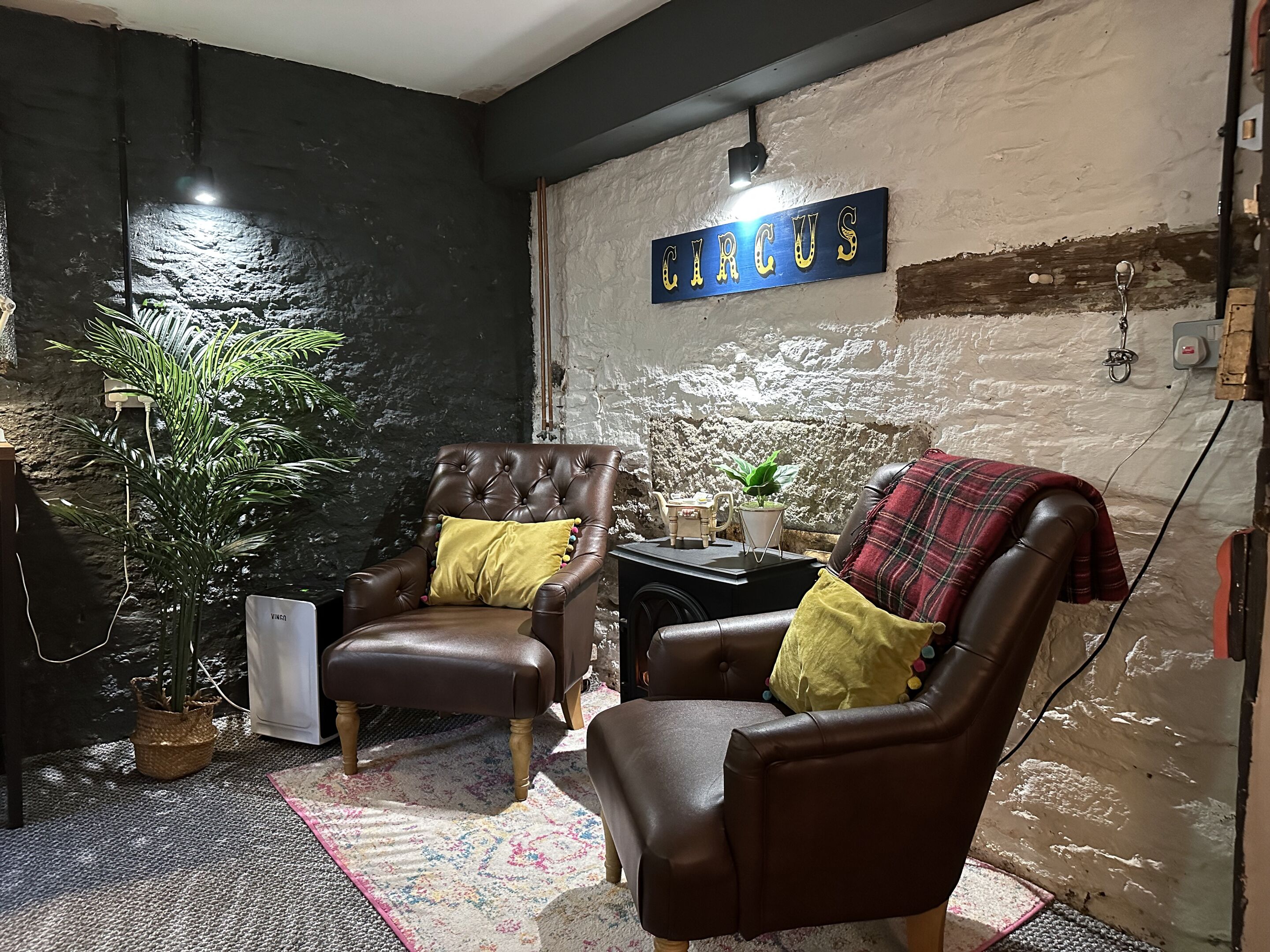 Comfort Apartment, Private Bathroom, Courtyard View (Garden Apartment)