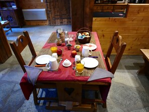 Colazione continentale inclusa, servita tutte le mattine 