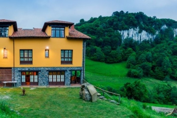 Facciata della struttura