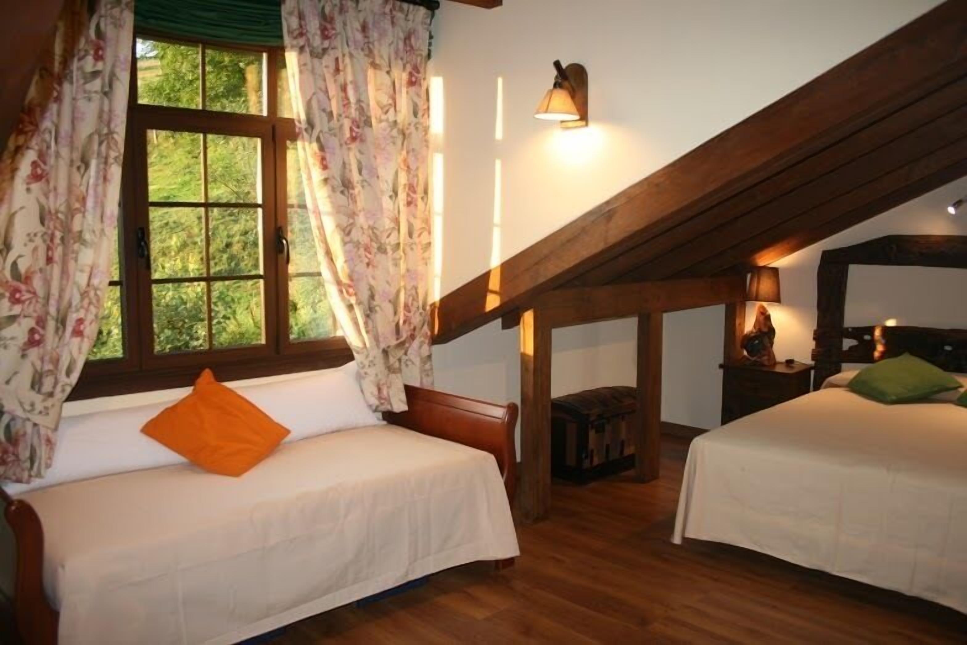 Photo - El Quesar de Gamoneo