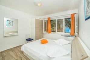 Appartement, 2 chambres, terrasse, vue jardin