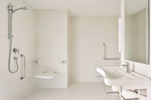 Bathroom - Fairfield by Marriott Ahmedabad (Ahmedabad)