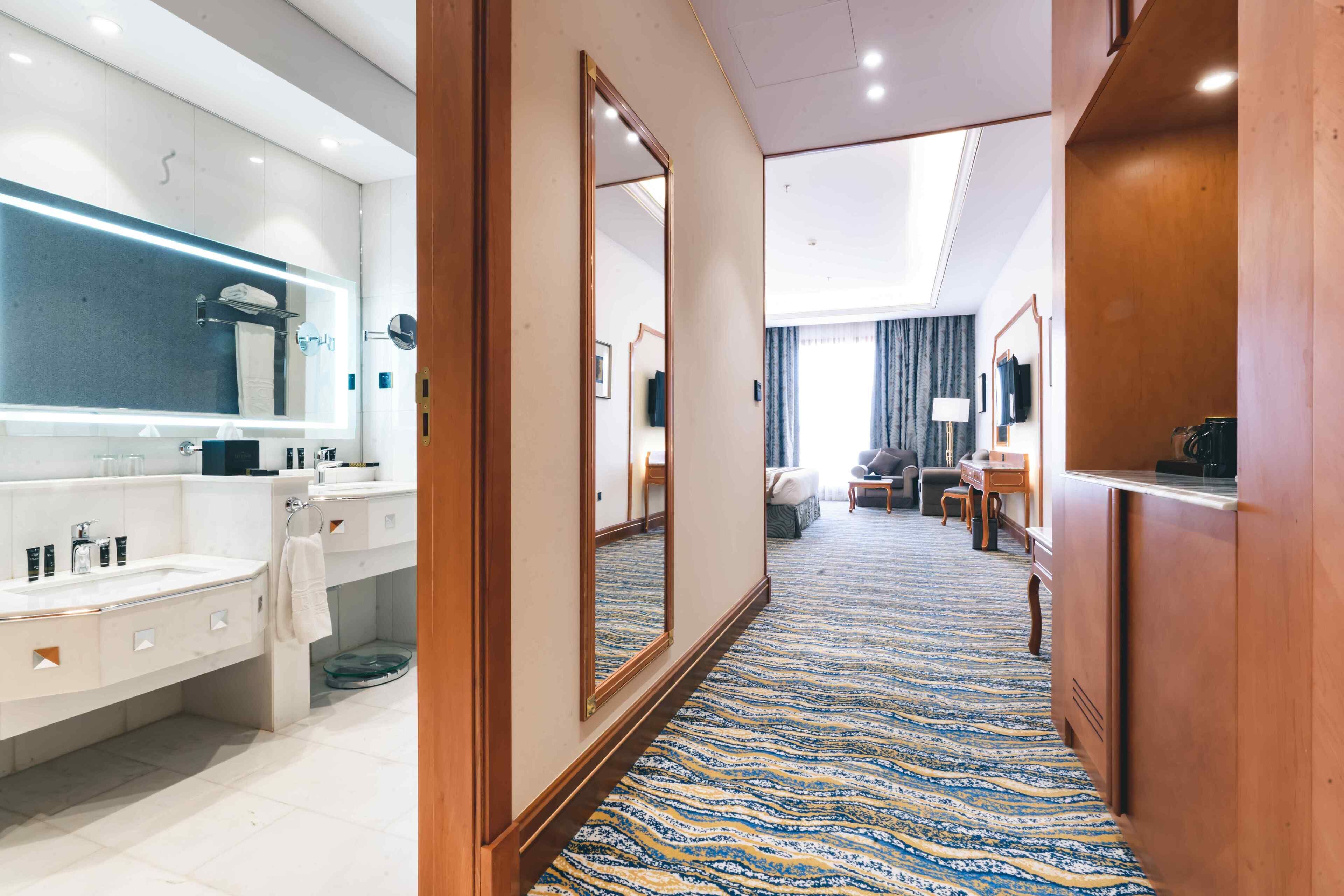 2 bedrooms, free minibar items, in-room safe, individually decorated