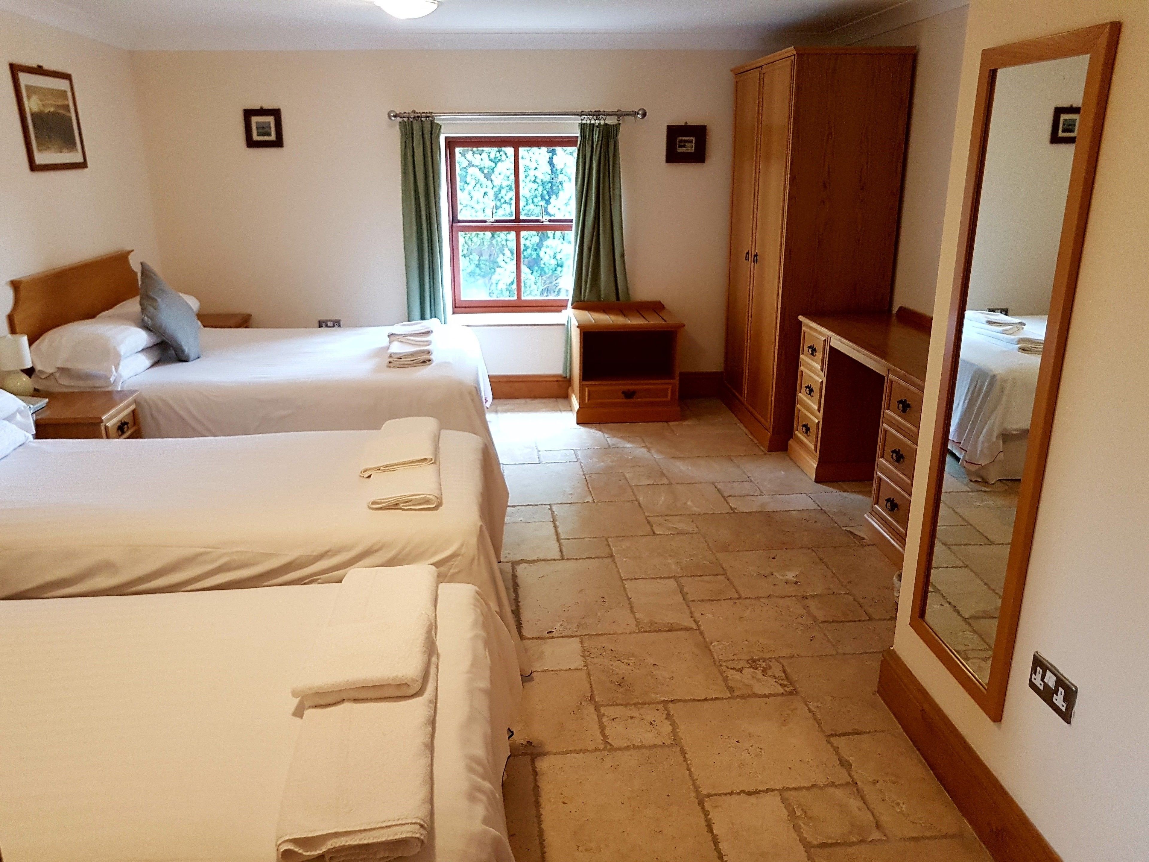 Family Room, Sleeps 4