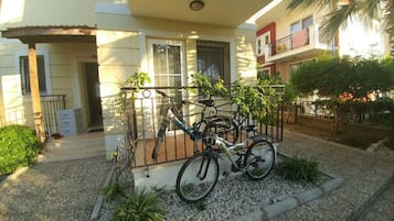 Pintu masuk hartanah