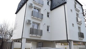 星評価なしの画像、2 / 24、ボタン