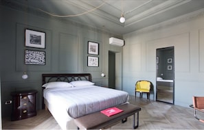 Apartment, 3 Bedrooms | 3 bedrooms, desk, iron/ironing board, cribs/infant beds - Eleganza nel Cuore di Napoli by Wonderful Italy (Naples)
