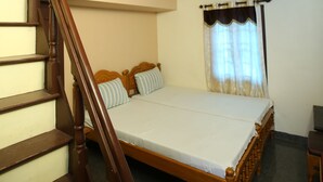 Family Tree House, 2 Double Beds, Smoking | Blackout curtains, individually decorated, individually furnished - jjresidency (Uthamapalayam)