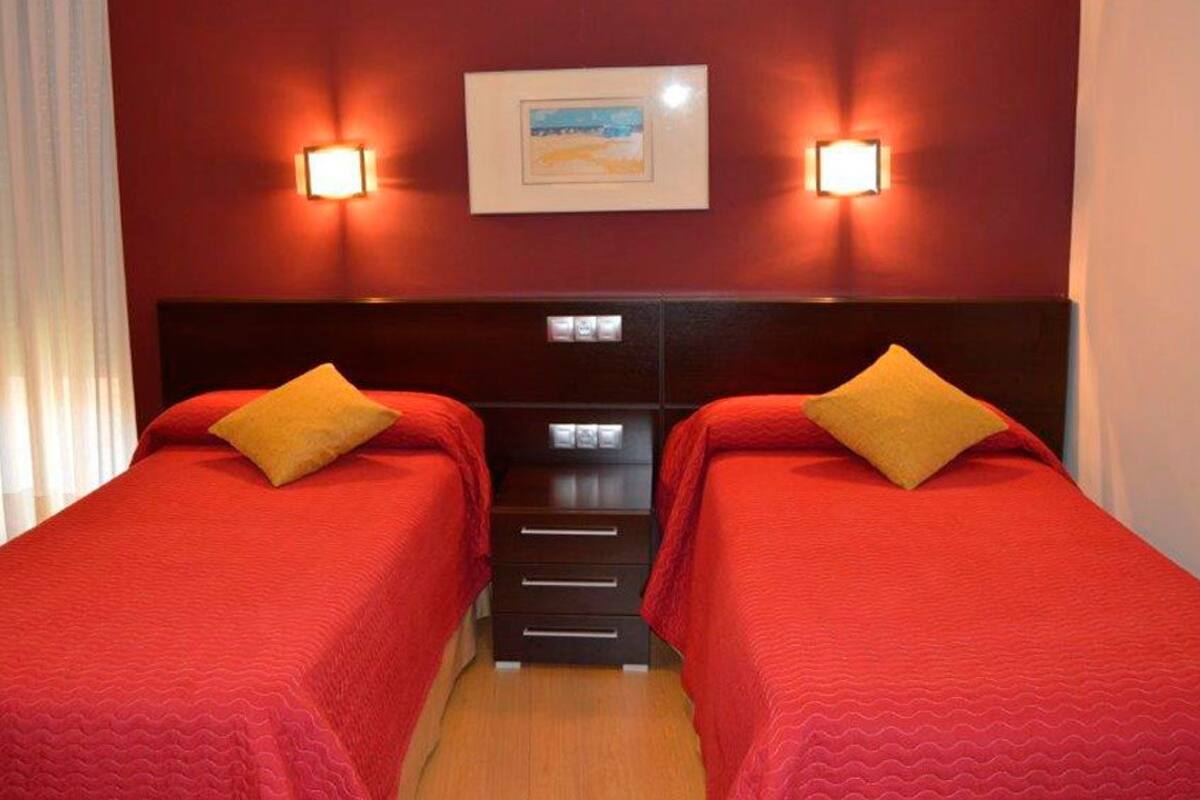 Down duvets, desk, free WiFi, individually decorated