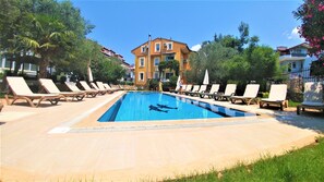 Outdoor pool - Deniz Apart Two Bedrooms (Datça)