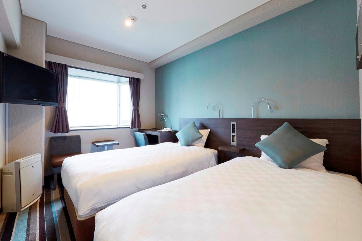 In-room safe, desk, iron/ironing board, WiFi (free)