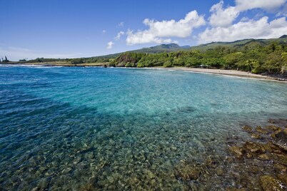 Beautiful home in the Heart of Hana, sleeps 4 with 2br/1b