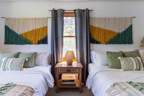 4 bedrooms, desk, iron/ironing board, travel cot