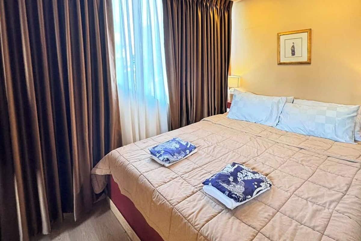Chino Villa Suite | In-room safe, free WiFi, bed sheets