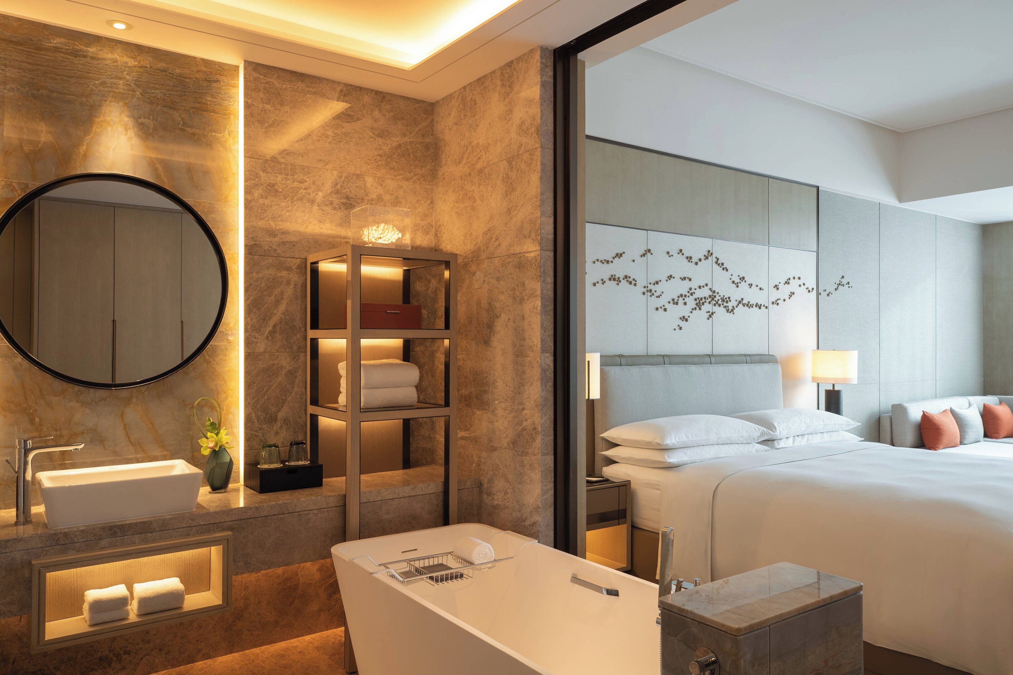 1 bedroom, down duvets, in-room safe, desk