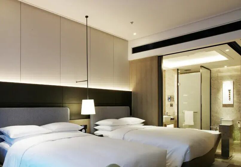 Habitación ejecutiva con 2 camas individuales, 2 camas individuales, fumadores, vistas al mar | Edredones de plumas, caja fuerte, escritorio