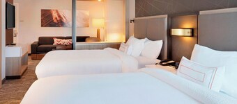 朴茨茅斯汉普顿万豪春季山丘套房酒店