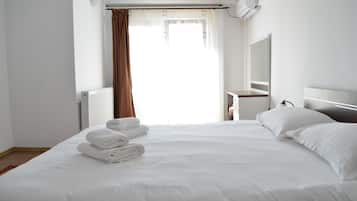 Apartment, 1 Bedroom | 1 bedroom, Egyptian cotton sheets, premium bedding, down duvets