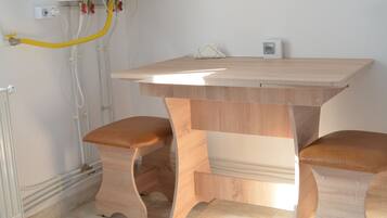 Apartment, 1 Bedroom | Private kitchen