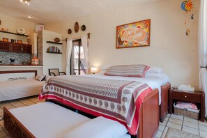 Suíte estúdio panorâmica, várias camas, cozinha, vista para o oceano (Hammock Heaven) | Cofres nos quartos, cortinas blackout, ferros/tábuas de passar roupa