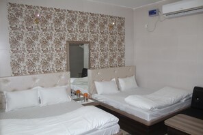 1 bedroom, soundproofing