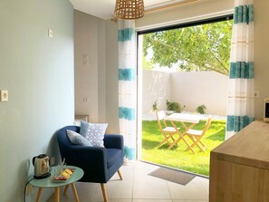 Romantic Townhome, 1 Queen Bed, Non Smoking, Garden View | Terrace/patio - Estrella (Les Sables-d'Olonne)