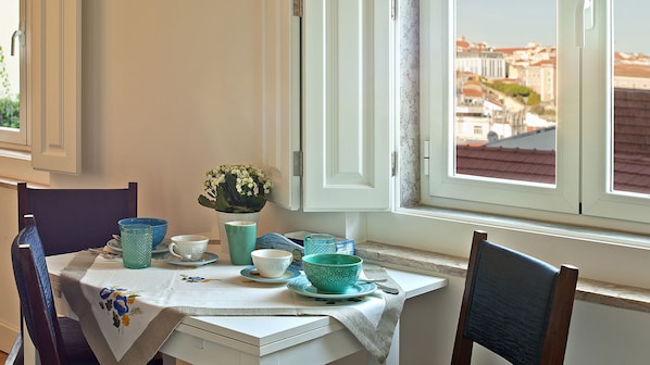 Superior Apartment (Chiado) | In-room dining