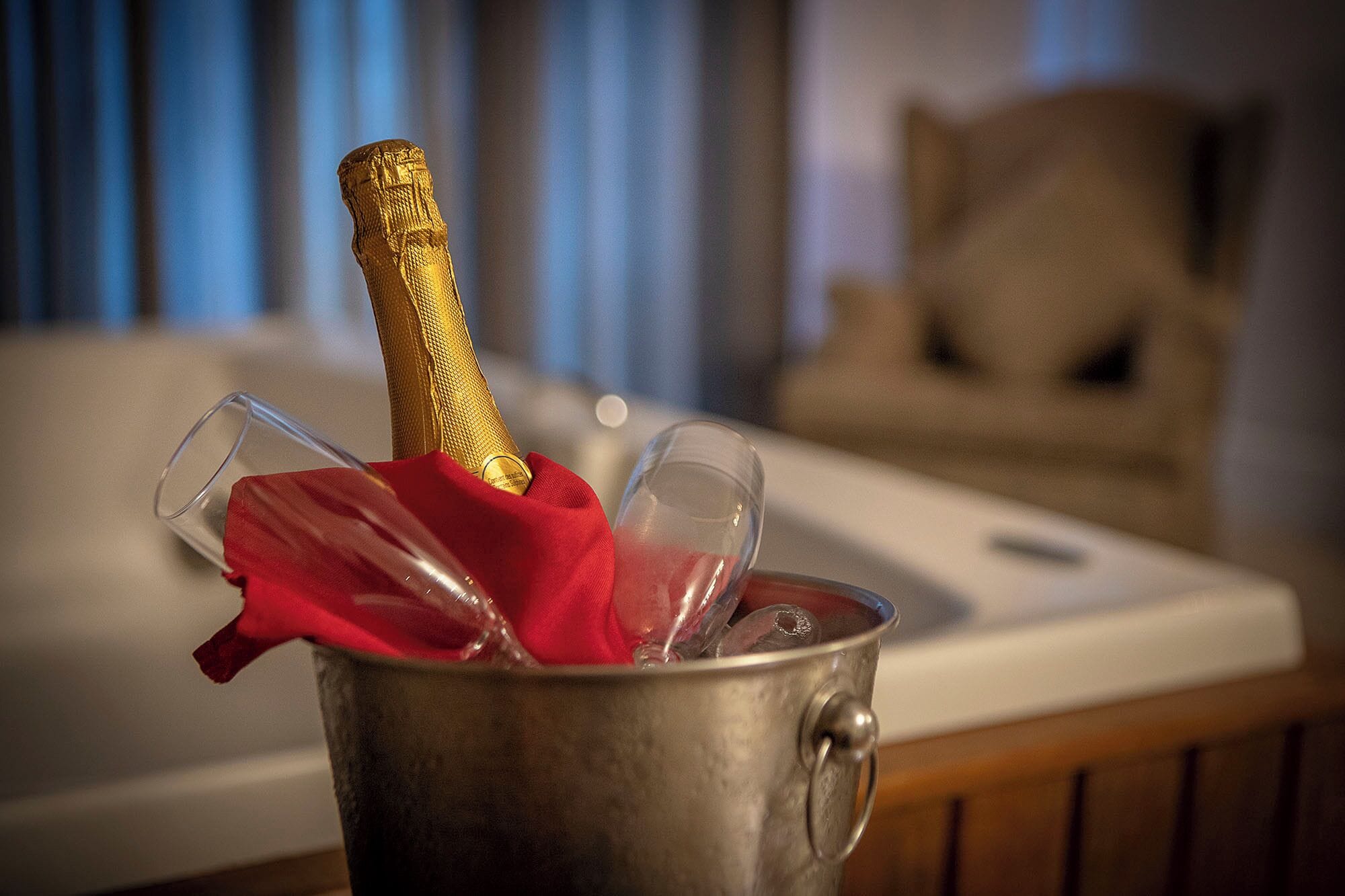 suite lua de mel | in-room safe, soundproofing, travel cot, free wifi