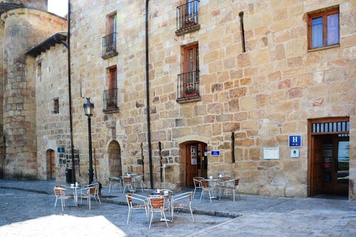 Hotel Monasterio de Leyre
